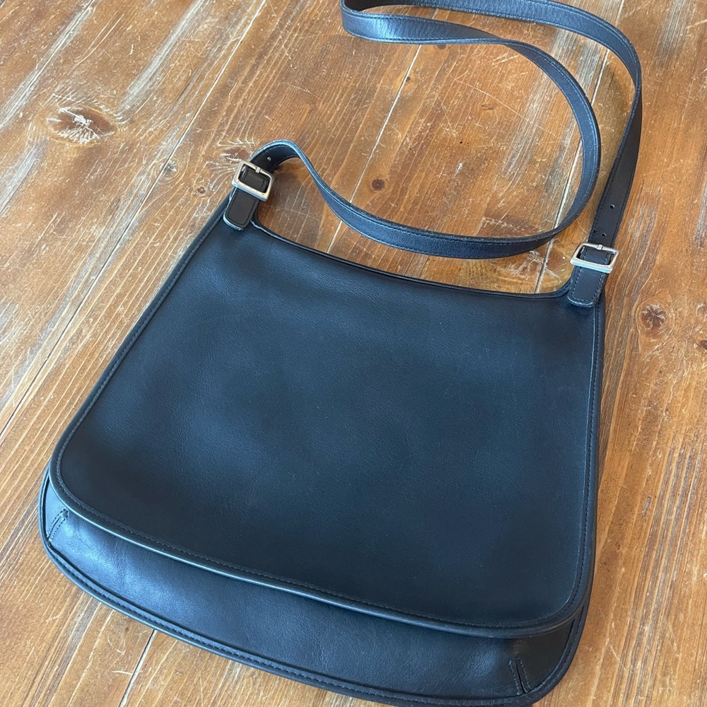 Vintage Coach 9134 Slim Black crossbody